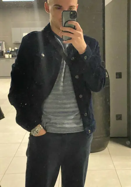 Максимка из Днепра, мне 20, познакомлюсь для вирта