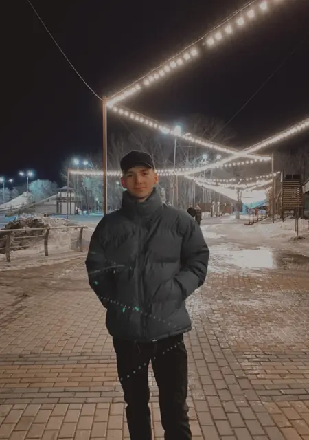 Nikita из Людвигсфельде, мне 22, познакомлюсь без обязательств