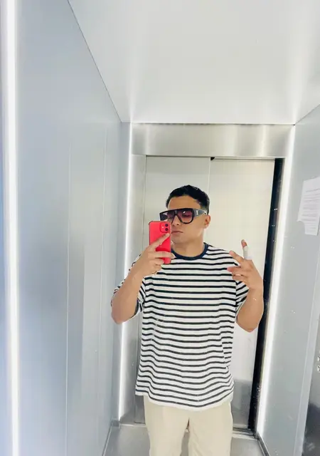 Juan из Вены, ищу на сайте знакомства на одну ночь