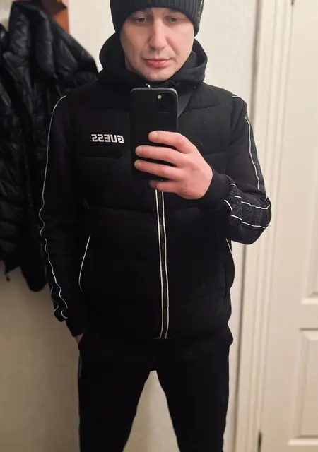 Дима из Харькова, ищу на сайте знакомства на одну ночь