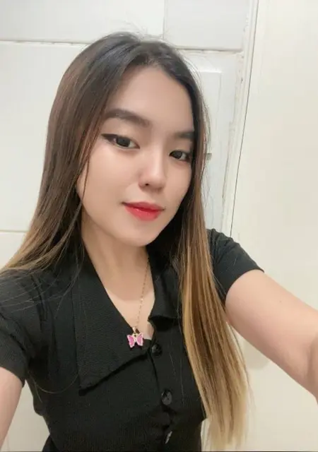 Kelly из Парижа, ищу на сайте открытые отношения