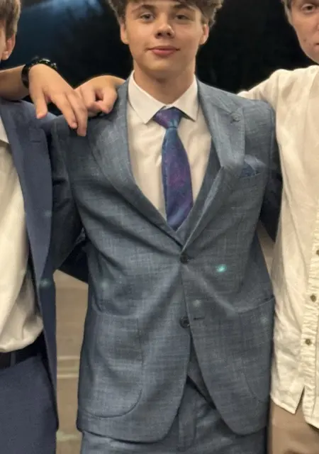 Я Никита, 18, из Амстердама, ищу знакомство для вирта