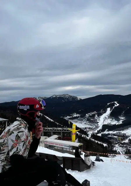 Myroslav из Ужгорода, мне 18, познакомлюсь на одну ночь