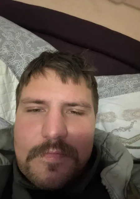 Я Дмитро, 27 років з Покровське, шукаю знайомство для приємного проведення часу