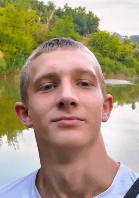 Никита з Дніпра, шукаю на сайті дружбу