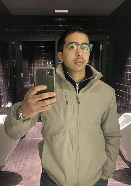 El Aarbi из Уэльвы, ищу на сайте знакомства на одну ночь