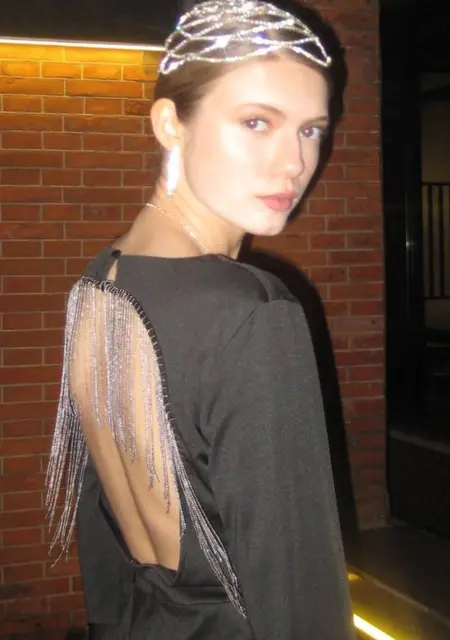 Snezha из Праги, мне 21, познакомлюсь для приятного времяпровождения