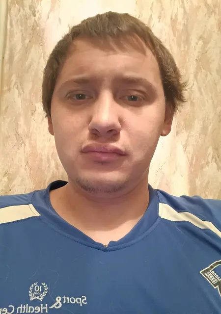 Я Сергей, 32 років з Макіївки, шукаю знайомство для приємного проведення часу