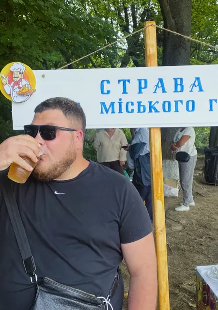 Влас з Шаргорода, мені 29 років, познайомлюсь для спілкування