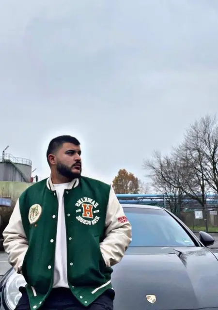 Я Enes, 28, из Шифдорф, ищу знакомство для открытые отношения