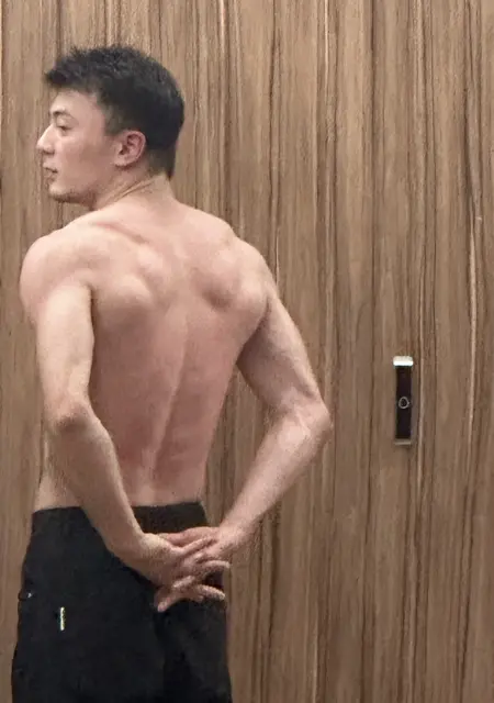 Mirat из Алматы, мне 24, познакомлюсь для приятного времяпровождения