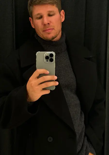 Саша из Брюсселя, мне 38, познакомлюсь для общения