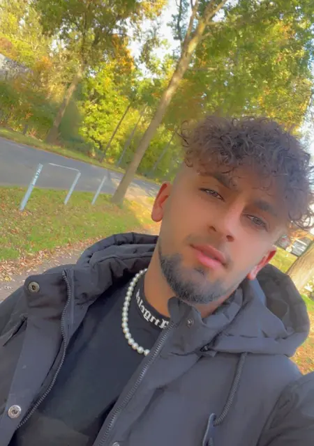 Я Askar, 26, из Гамбурга, ищу знакомство для постоянных отношений