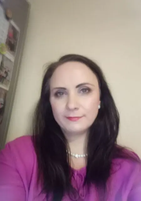 Я Luci, 39, знакомлюсь в Праге