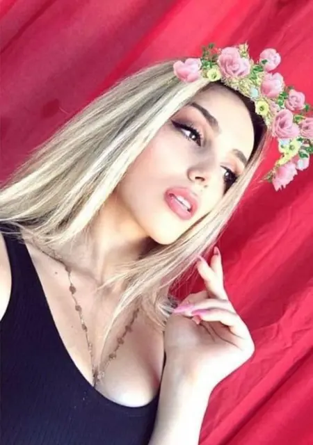 Marie из Афин, ищу на сайте знакомства на одну ночь