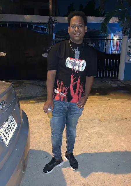 Hancel из Санто-доминго Эста, мне 27, познакомлюсь без обязательств