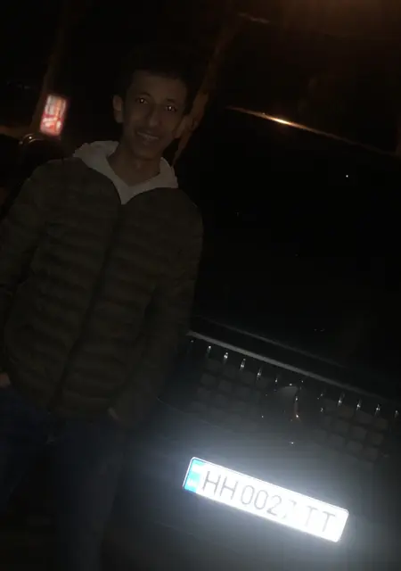 Nejjari з Карлівка, мені 23 років, познайомлюсь на одну ніч