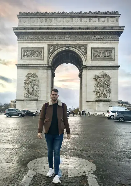 Я Alberto, 31, знакомлюсь для приятного времяпровождения в Мадриде