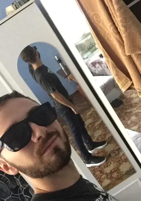 Джон из Одессы, мне 27, познакомлюсь без обязательств