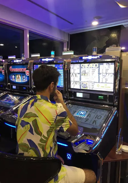 Komiku из Костаная, ищу на сайте знакомства на одну ночь