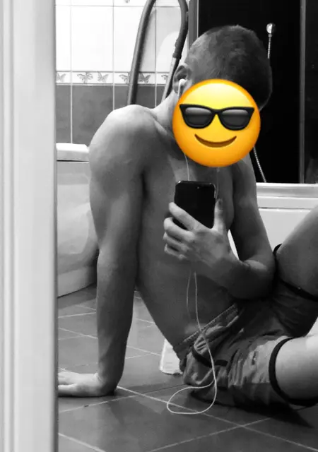 Я Коля, 28 років з Мукачево, шукаю знайомства без зобов'язань