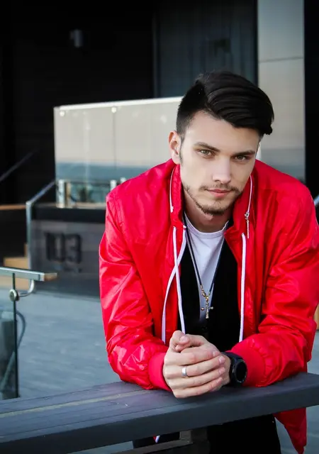 Дмитрий из Одессы, мне 27, познакомлюсь для приятного времяпровождения