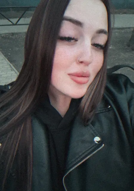 Я Екатерина, 25, знакомлюсь для общения в Париже