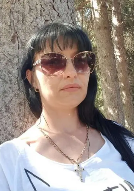 Я Инна, 39, из Лебедина, ищу знакомства без обязательств