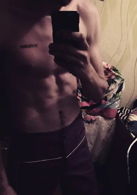 Я Андрій, 23, из Умани, ищу знакомство для общения