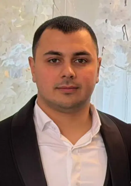 Vadim de Málaga, busco en el sitio viaje
