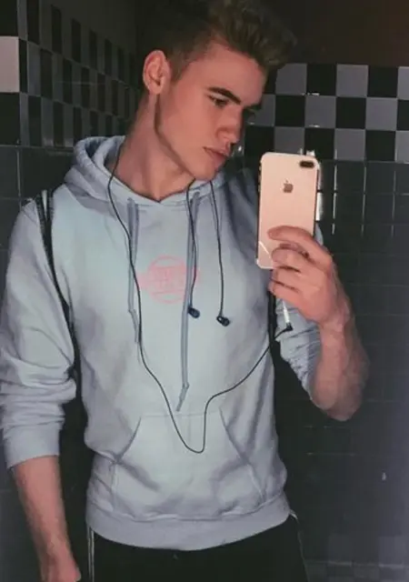 Flynn from Sheffield, looking for virtual conversation