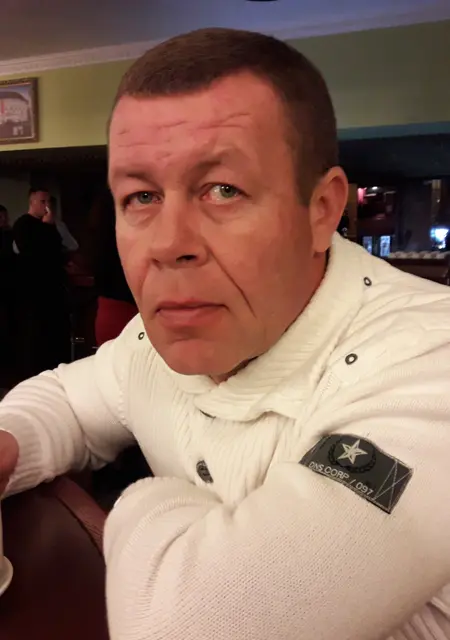 Я Коля, 51 років з Рівного, шукаю знайомства на одну ніч