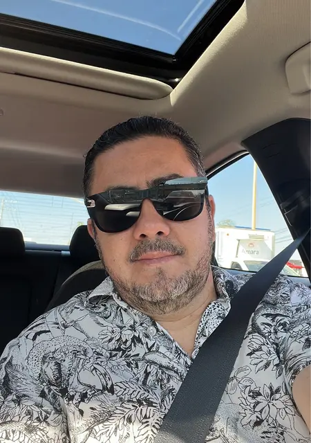 Rober из Гвадалахары, ищу на сайте приятное времяпровождение