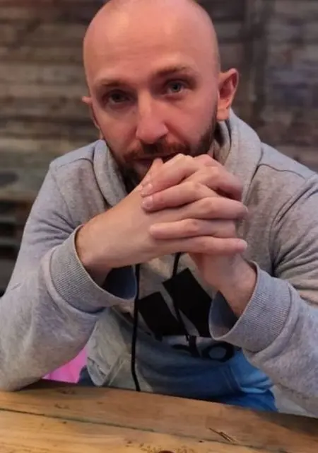 Marcin из Варшавы, мне 28, познакомлюсь