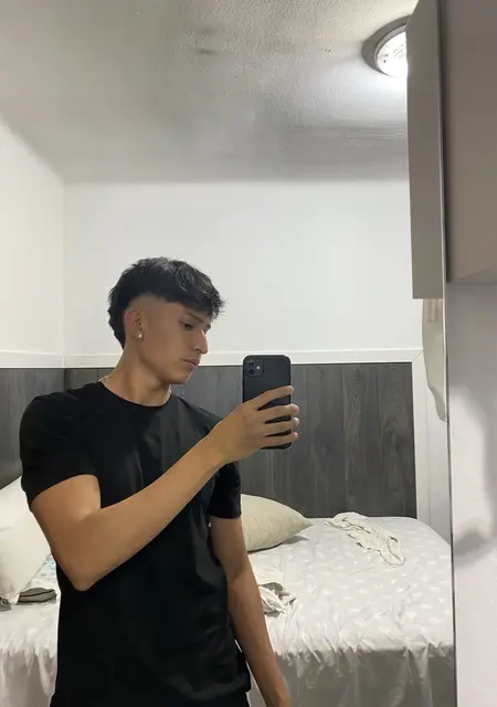 Soy Mmm, 22 años, conociéndome para pasatiempo agradable en El Prat de Llobregat