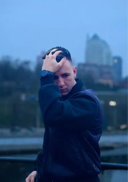 Ярослав з Трускавець, мені 24 років, познайомлюсь на одну ніч