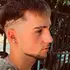 Soy Daniel, 18 años de Madrid, busco conocer gente para lío de una noche